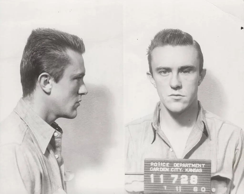 The radio and binoculars that led police to the Clutter killers