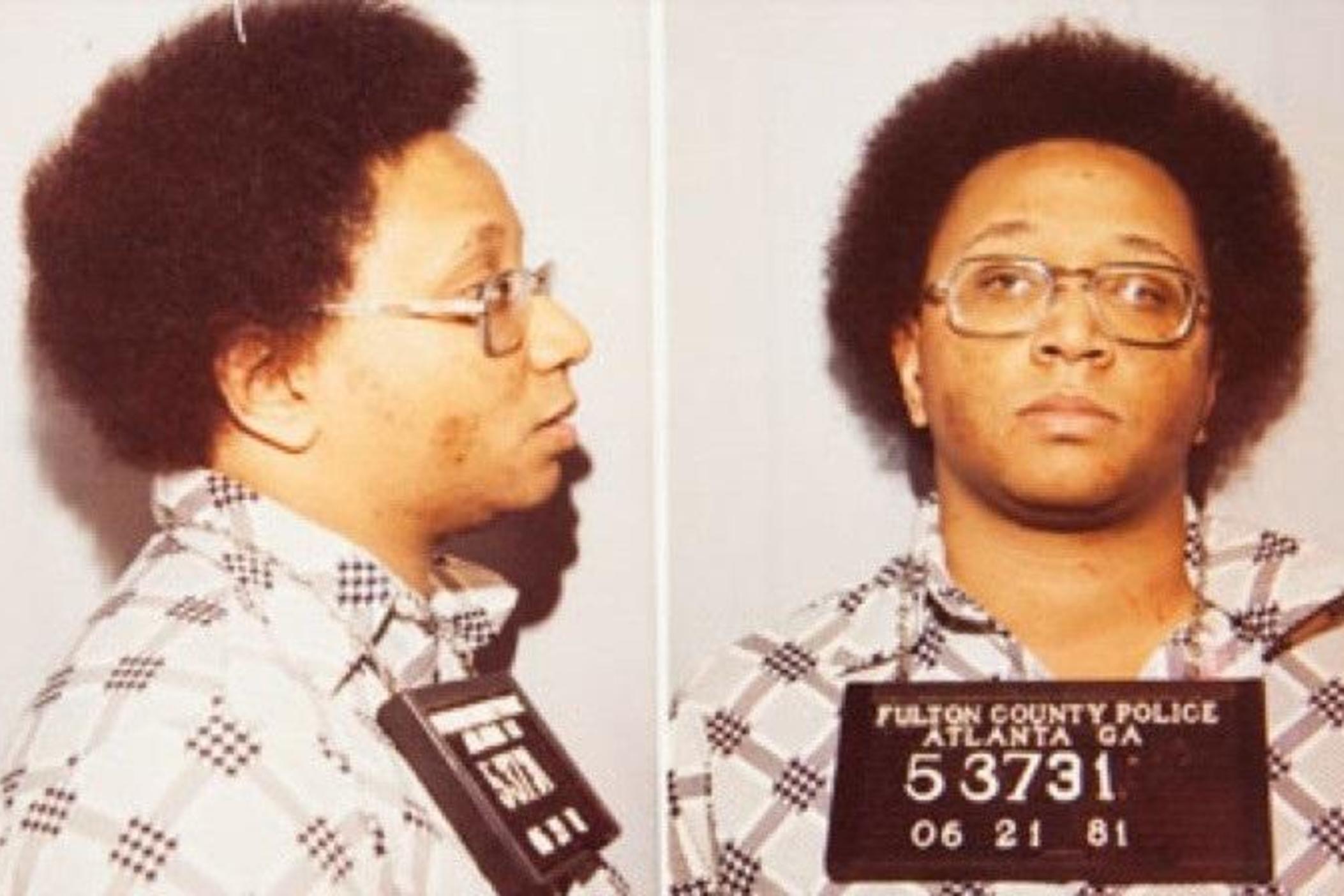 A freelance photographer's fibers that tied him to 28 Atlanta child murders
