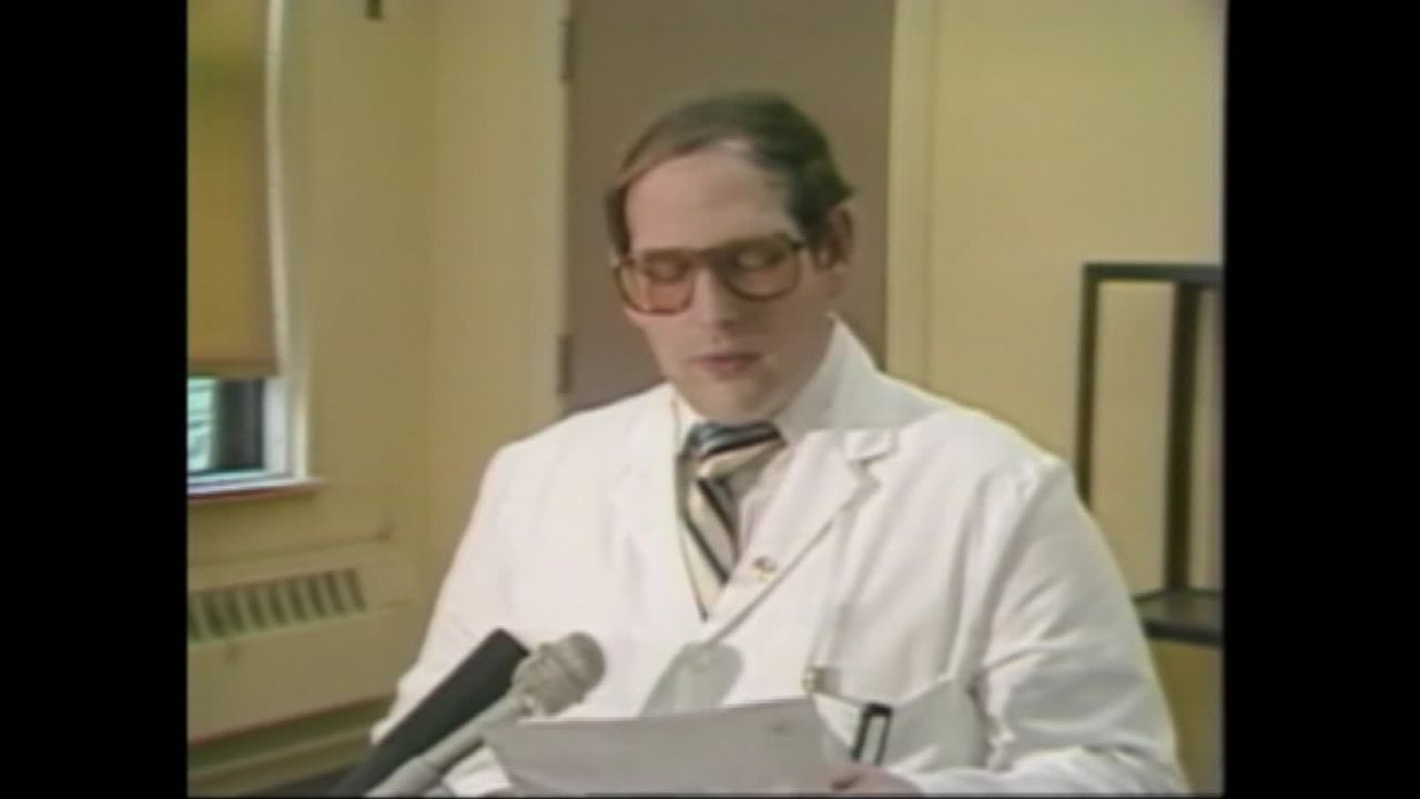 The Tylenol bottle that doctors first called a stroke — before cyanide changed everything