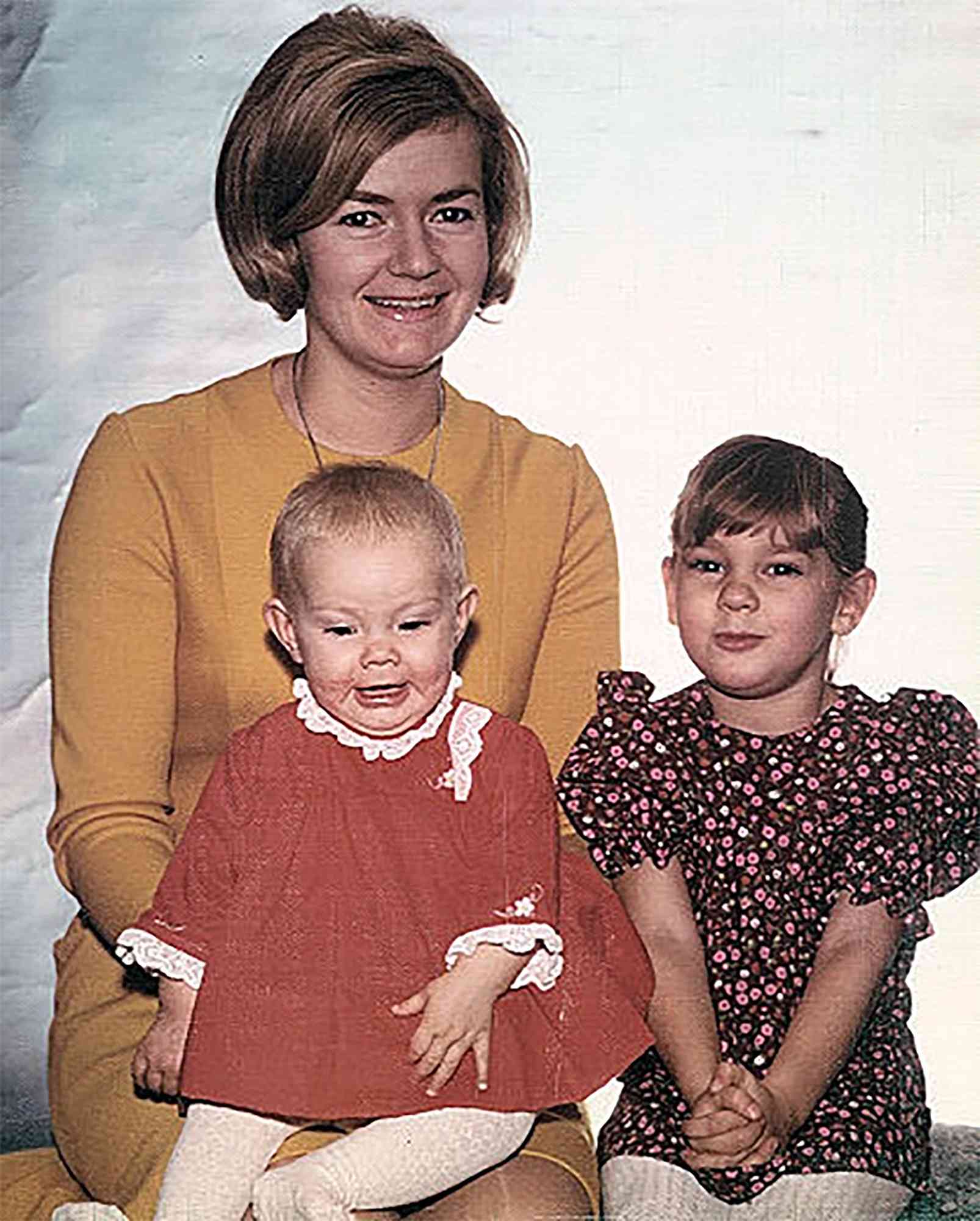 The blond fiber on Colette MacDonald that matched Helena Stoeckley's wig
