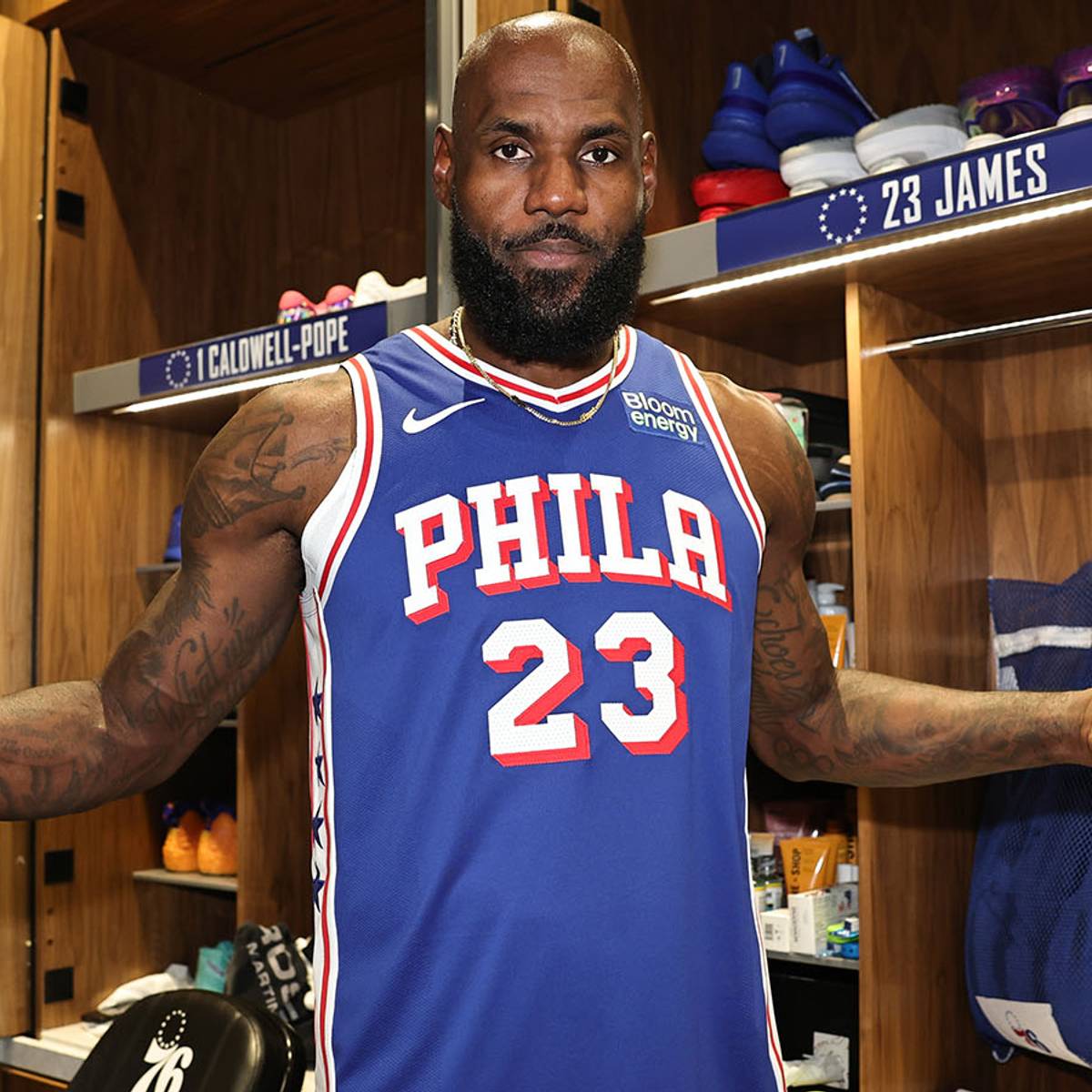 LeBron James Dunks in 76ers Debut, and It Was a Whole Lot of Fun
