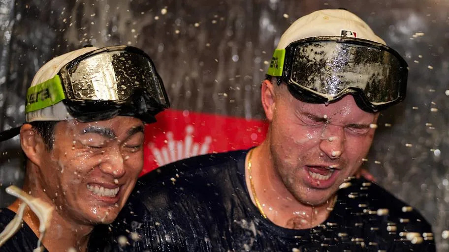 Skubal dominates in 100-degree heat as Dodgers take NLDS Game 1 vs. Braves