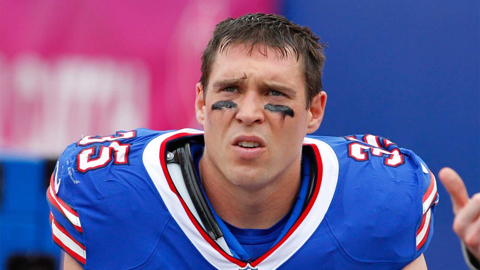 Bills DC Jim Leonhard sends stern message to emotional Maxwell Hairston after loss