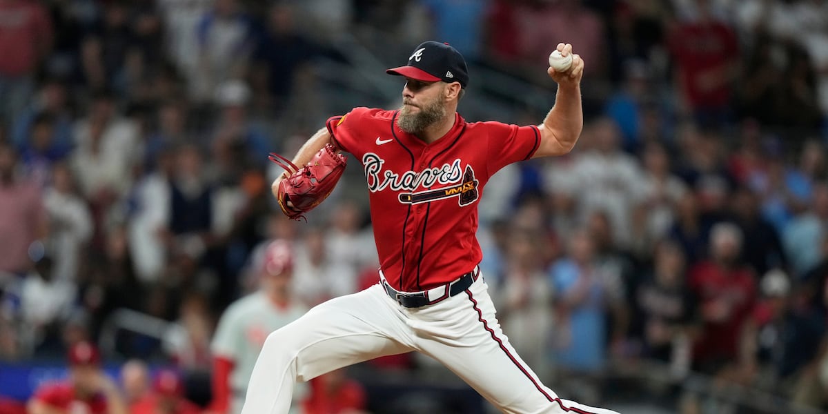 Braves bet on full-strength Sale in Game 3 after turning down his plea