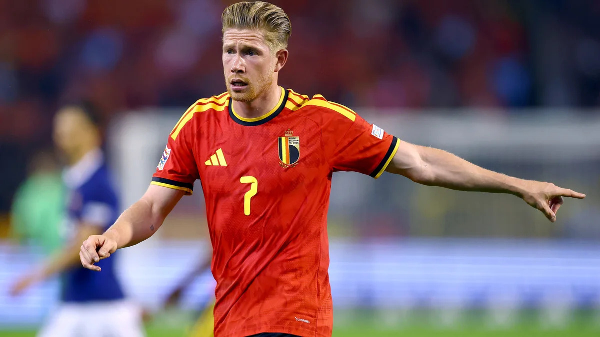 De Bruyne hints at Allegri with Belgium 'suits me better' claim