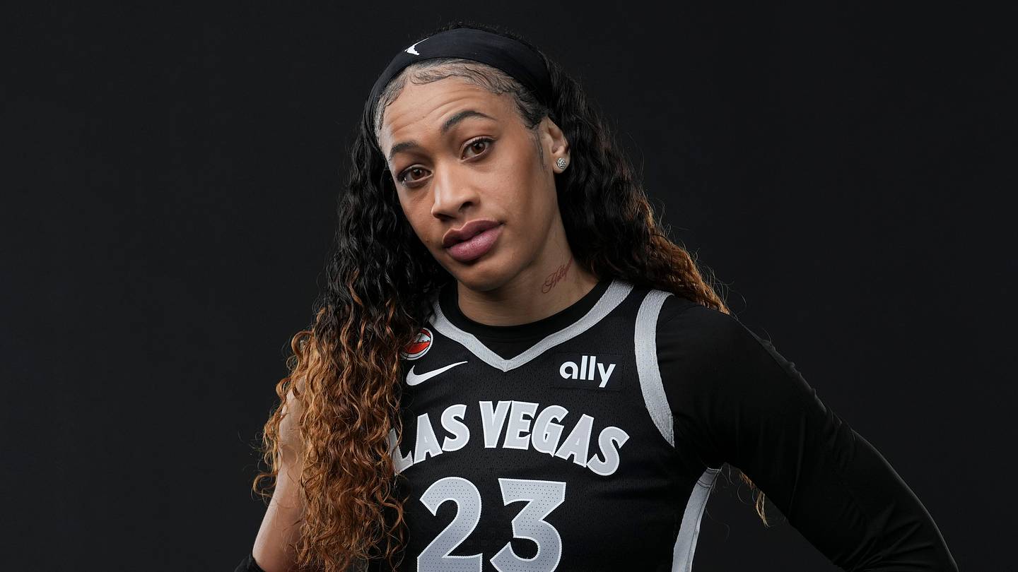 Waiving Chennedy Carter may have just sealed the Aces' playoff fate